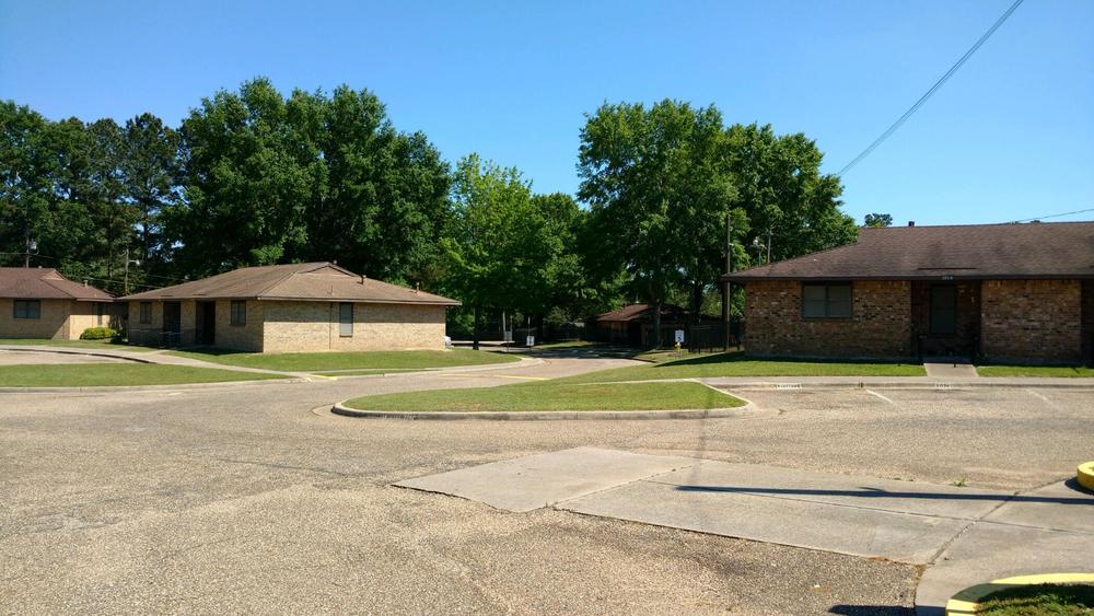 Sterling Oaks – Forest Acres Circle (200 Block) at 201A - 205B Forest Acres Circle